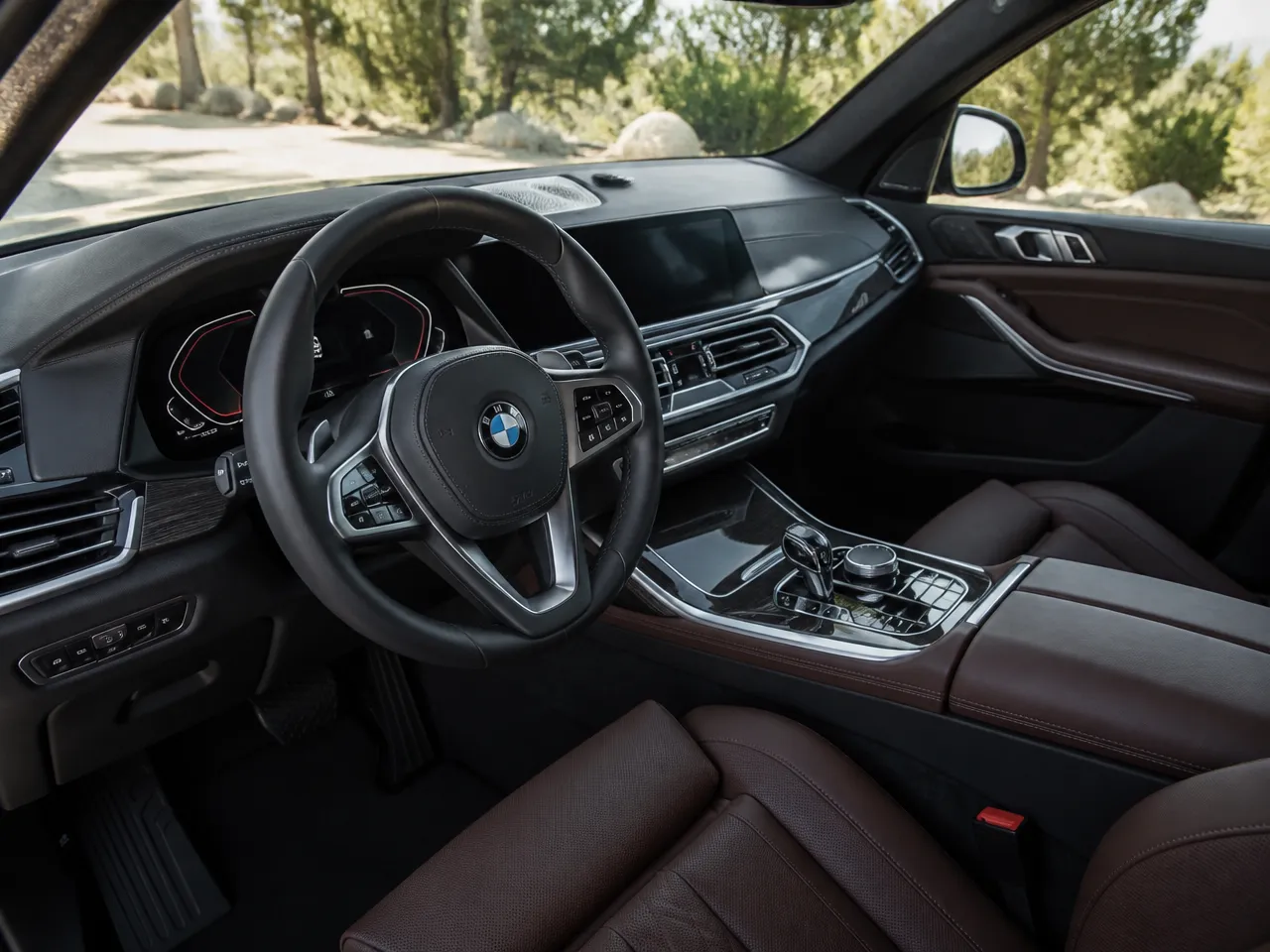 BMW X7 — салон