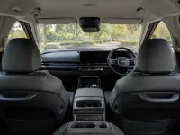 Kia Carnival 2022 — салон