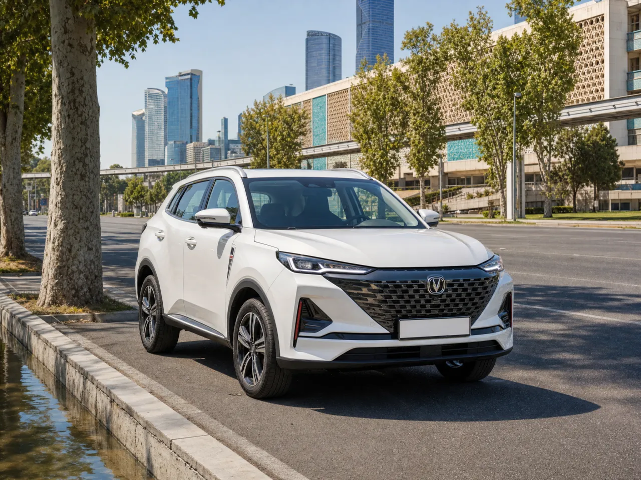 Changan Q05 — спереди
