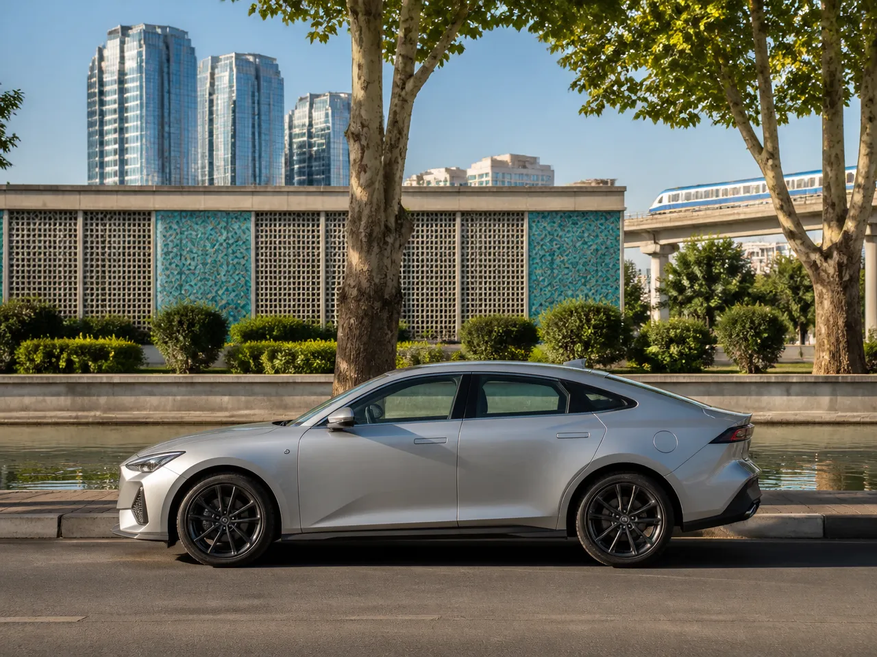 Changan UNI-V — сбоку
