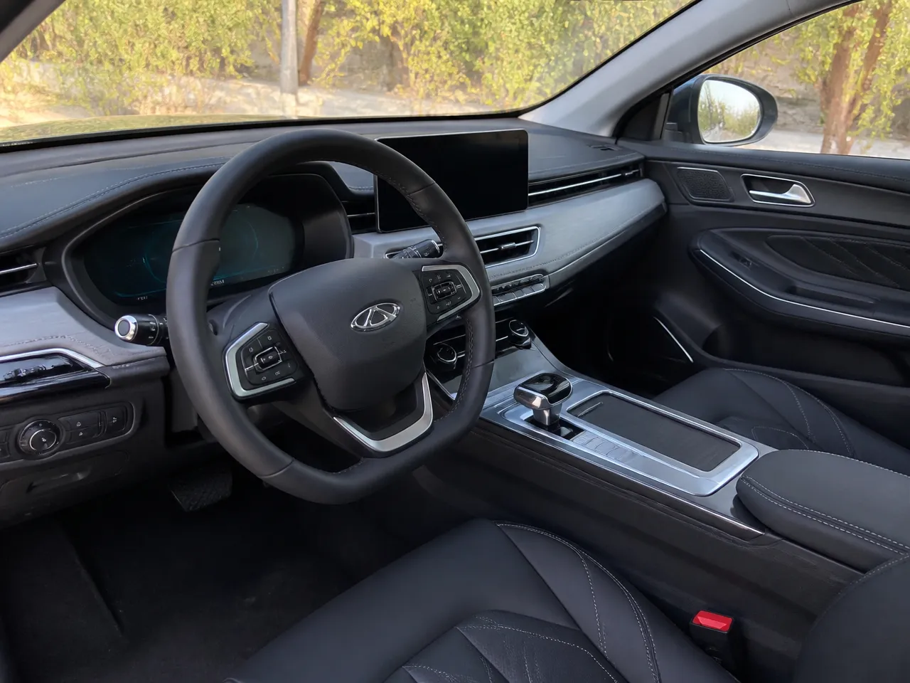 Chery Arrizo 6 Pro — салон