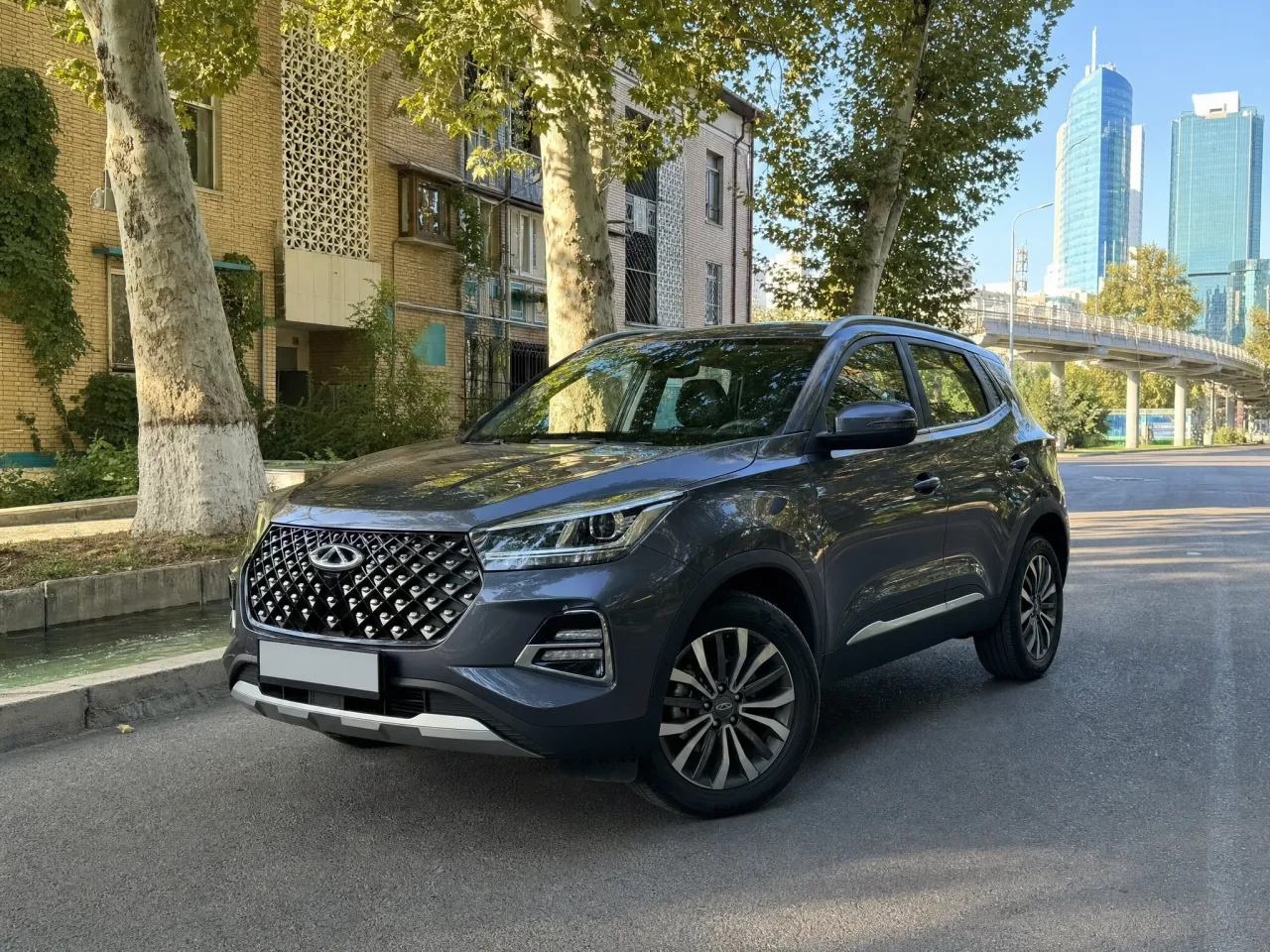 Chery Tiggo 4 Pro — спереди