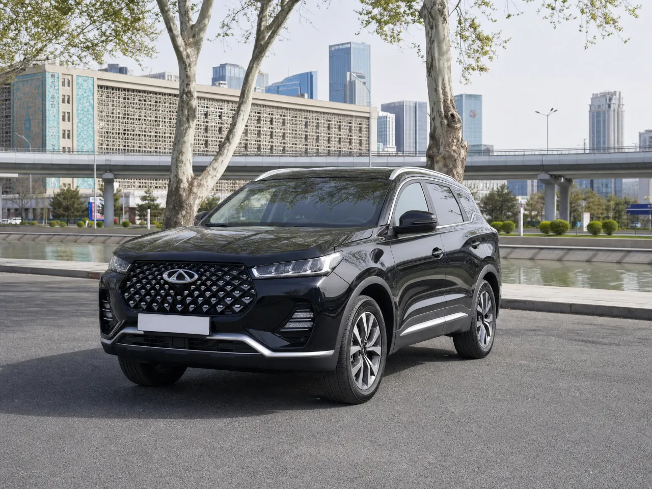 Chery Tiggo 7 Pro — спереди