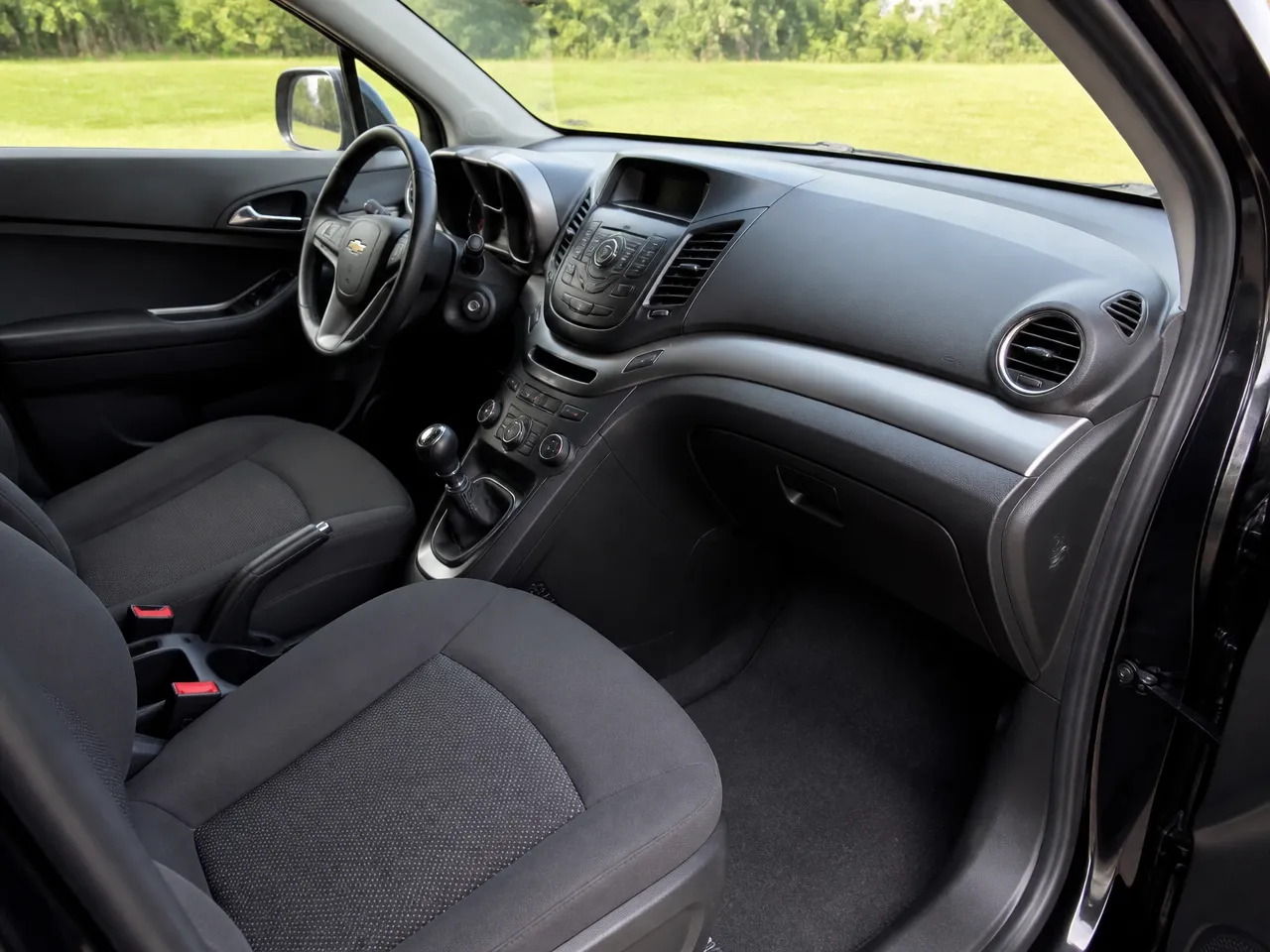 Chevrolet Orlando — салон