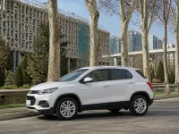 Chevrolet Trailblazer 2021 — сбоку