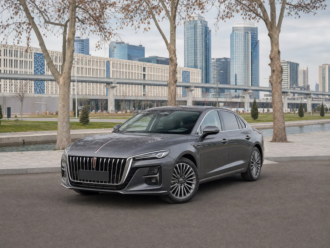 Hongqi H5 — спереди