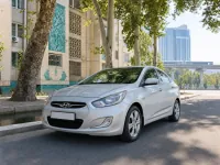 Hyundai Accent 2020 — спереди