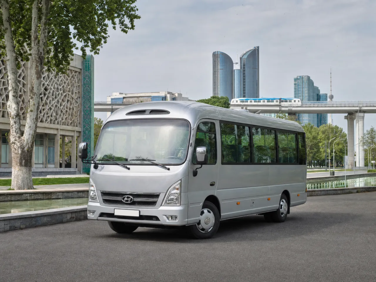 Hyundai County