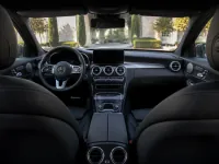 Mercedes-Benz C-Class 2019 — салон