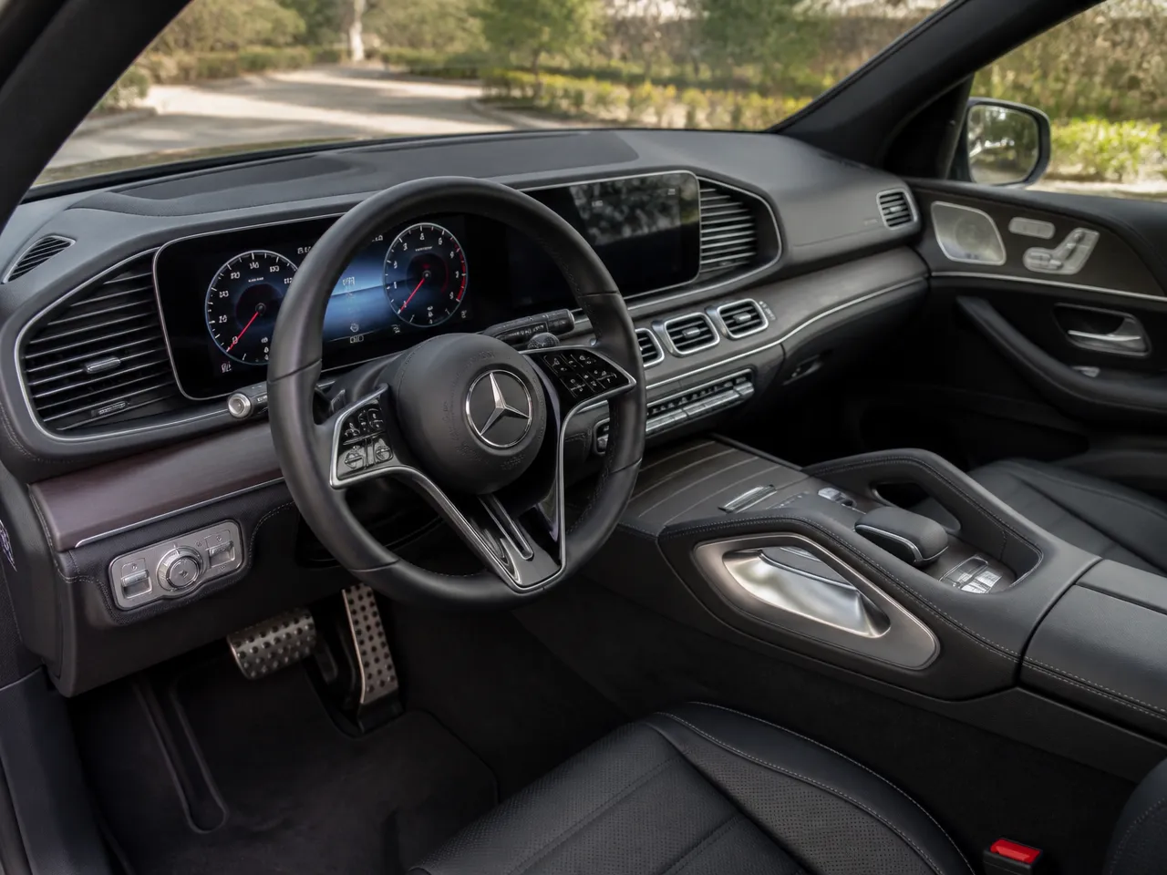 Mercedes-Benz GLS — салон