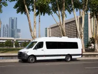 Mercedes-Benz Sprinter 2020 — сбоку