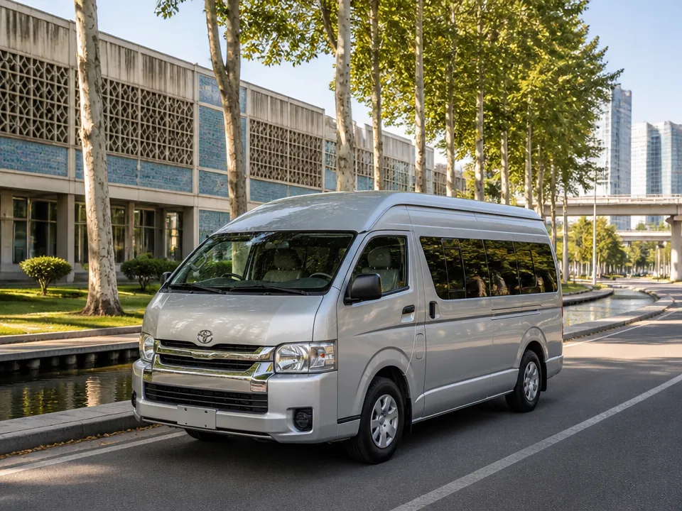 Toyota HiAce — аренда в Ташкенте
