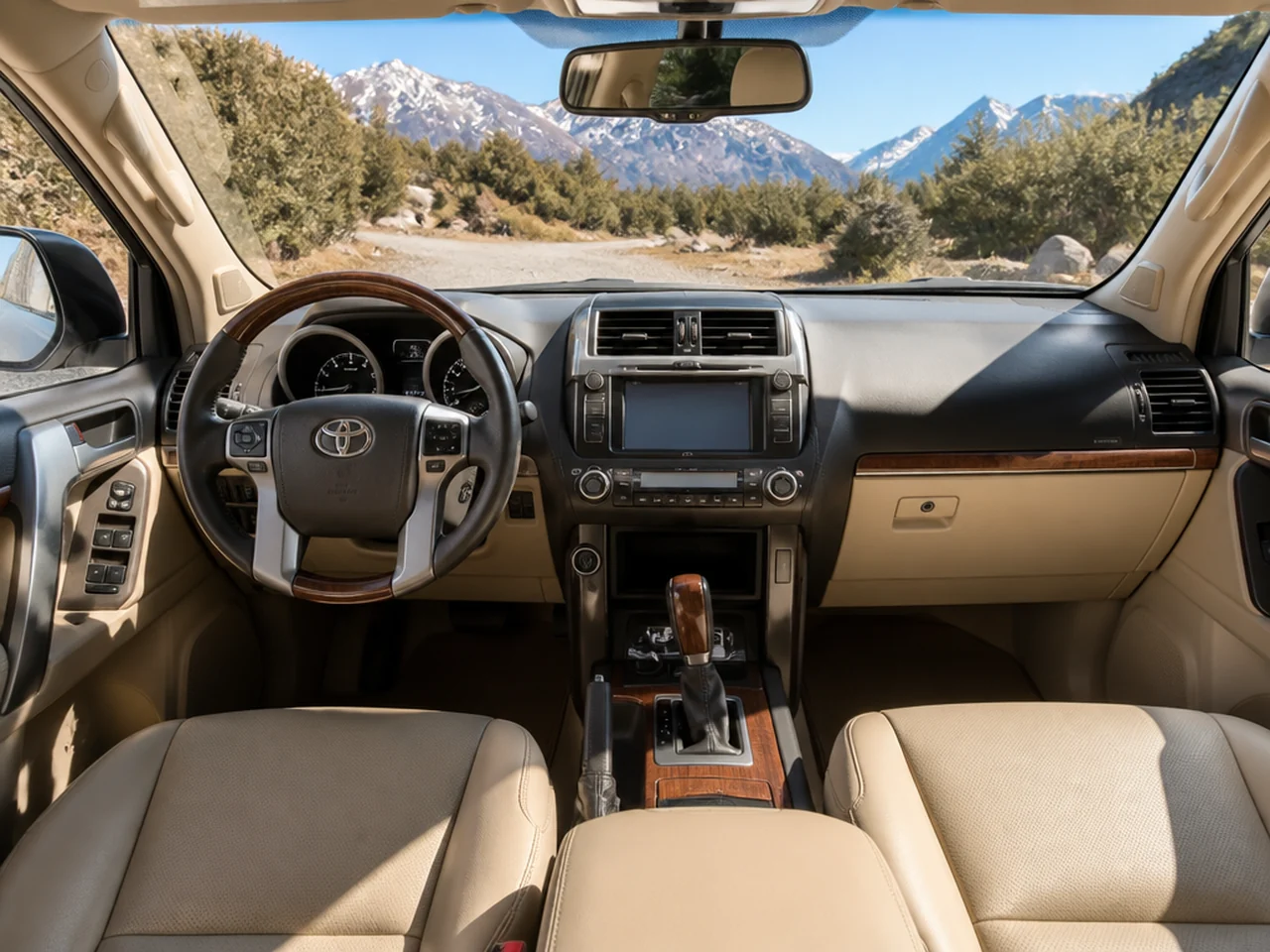 Toyota Land Cruiser Prado 2014 — салон