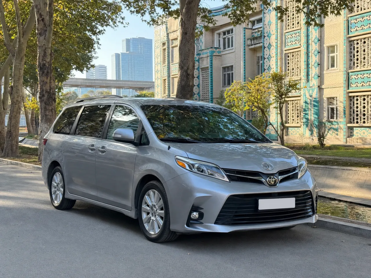 Toyota Sienna