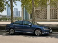 Volkswagen Passat 2019 — сбоку