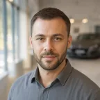 Константин Тихонов, менеджер по аренде Rent-Trip